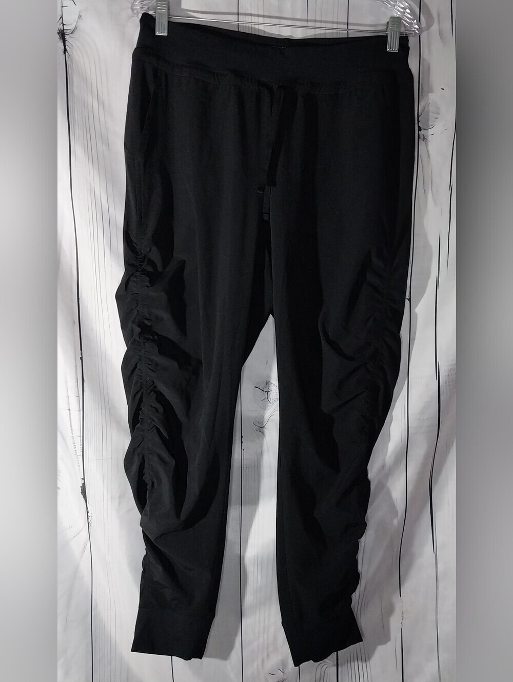 Athleta Black Attitude Ruched Casual Comfy Activewear Jogger Pants